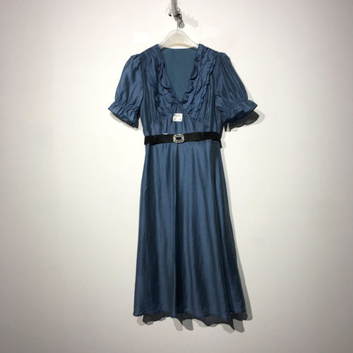 潮系列 D93357 时尚连衣裙两件套品牌女装折扣启
