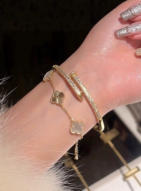 四叶草手链女镭射花朵高级感轻奢