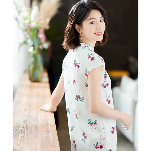 桑蚕丝印花旗袍轻中式国风