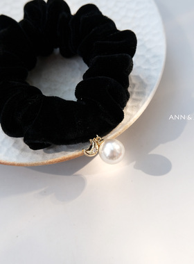 真丝天鹅绒珍珠发圈 高端气质墨绿色丝绒大肠圈护发头饰原创手作