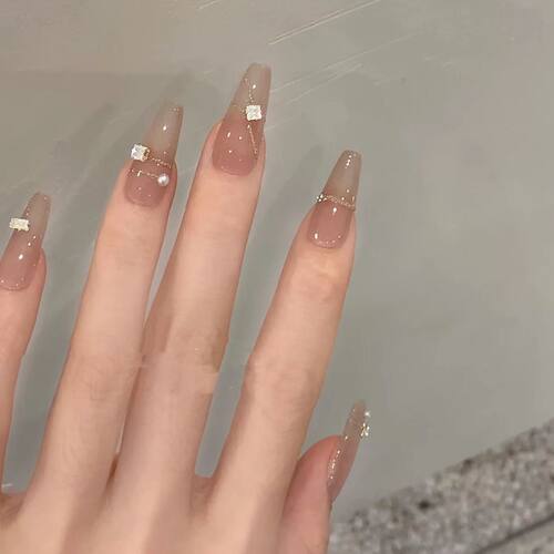 白灰茶色碎钻线条镶钻美甲