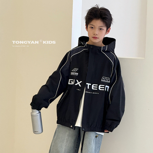 儿童冲锋衣潮 中大童洋气上衣宽松男孩夹克衫 男童外套2026春装 新款