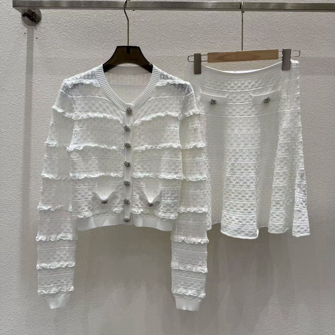 「小香风」镂空荷叶边针织套装女夏季薄款开衫半身裙短裙两件套