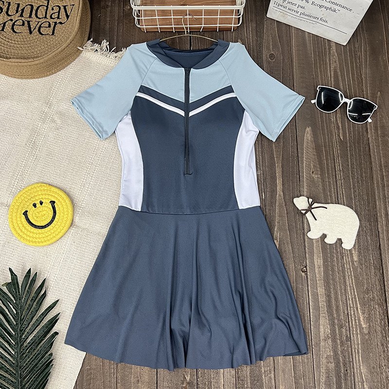 泳衣女款2024新款连体游泳馆专用游泳衣微胖mm遮肉显瘦泡温泉泳装