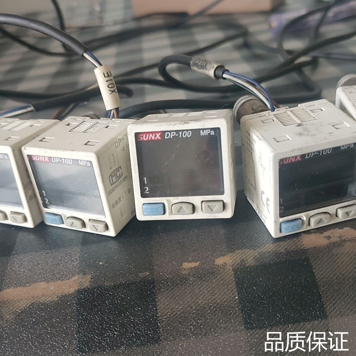 适配神视压力传感器压力表DP-102， 带线带接头。功能完好议价