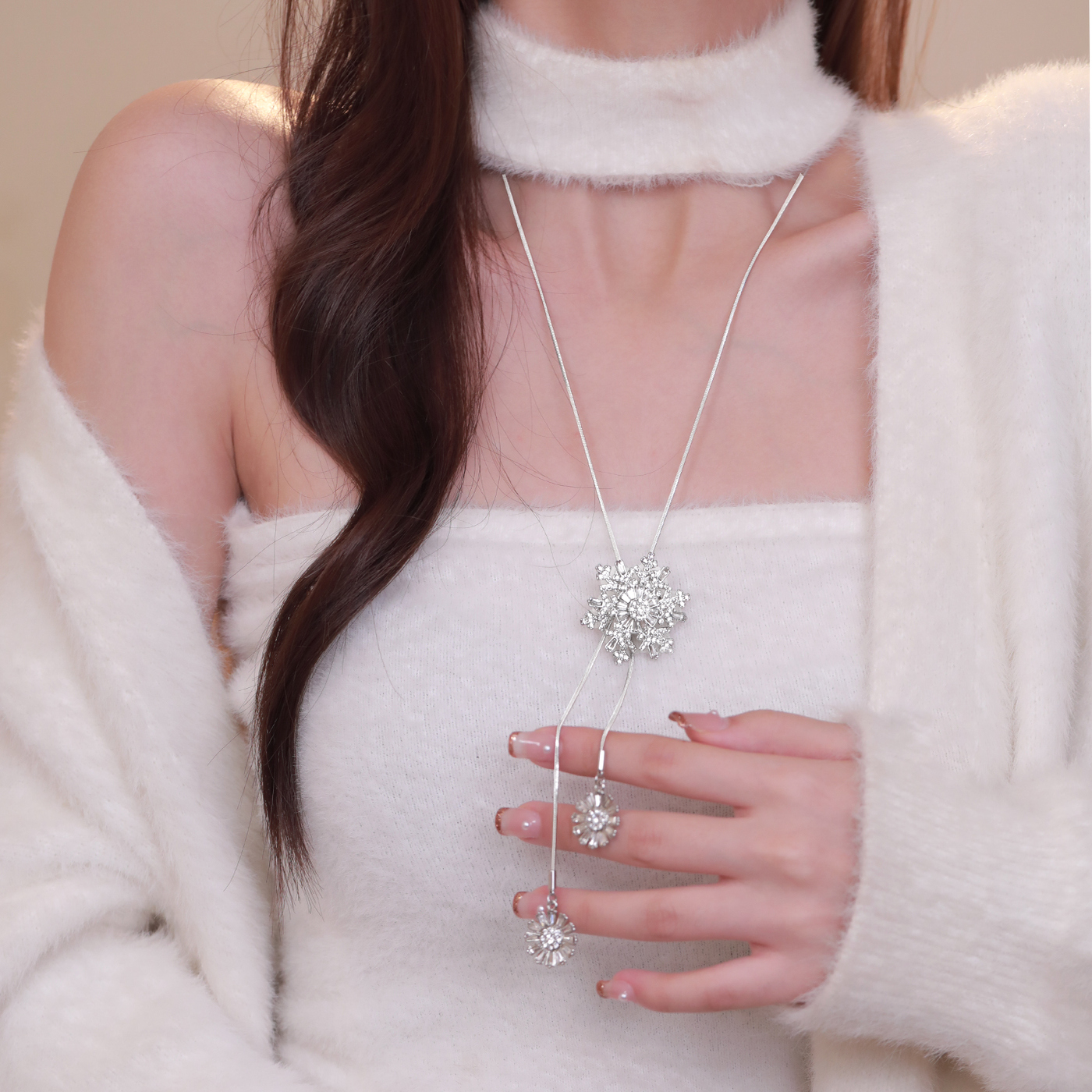 Z小姐雪花可旋转长款毛衣链