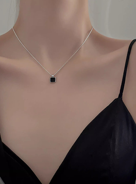 Z小姐999银黑色方牌吊坠项链