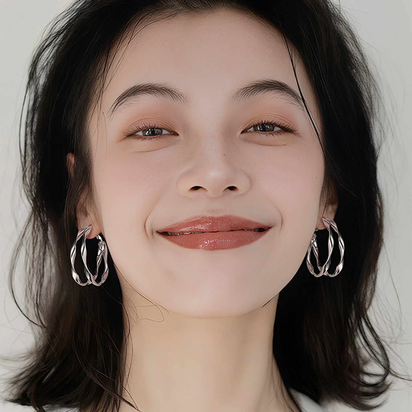 Z小姐925银针莫比乌斯环耳环