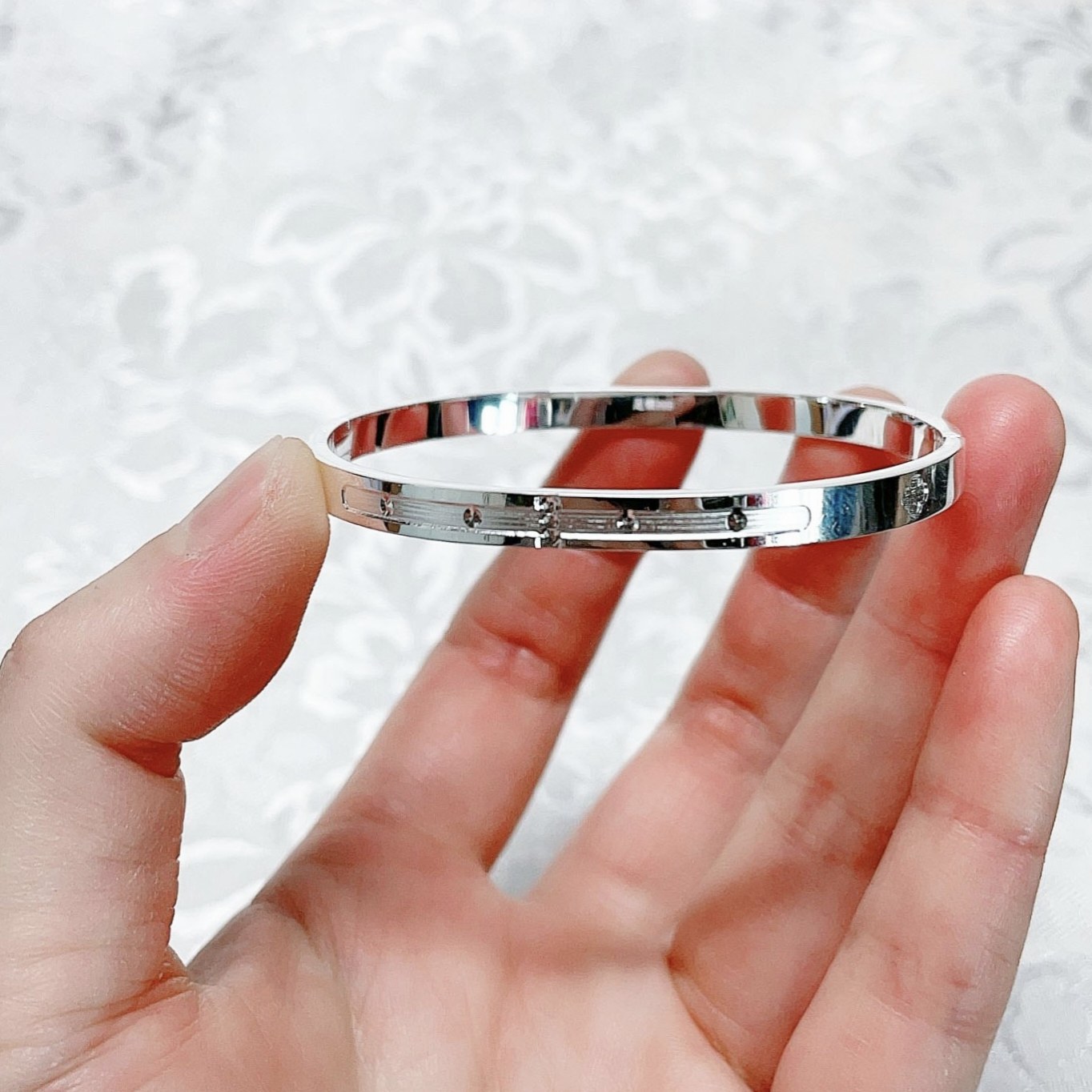 999足银百搭轻奢四叶草卡扣手镯时尚纯银镯子情人节女友生日礼物