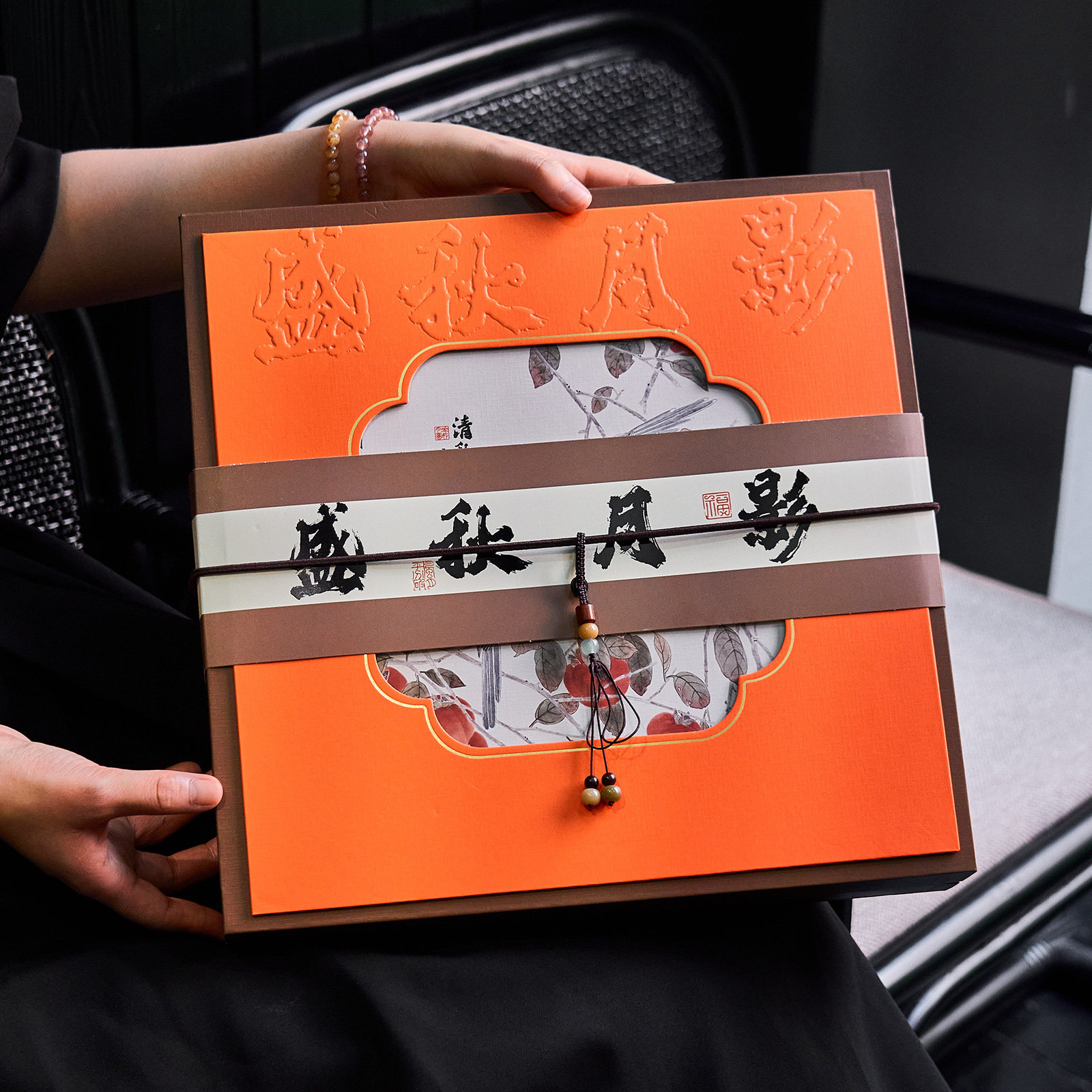 2026中秋月饼包装盒硬盒盛秋月影手提硬盒礼盒冰皮蛋黄酥礼品盒