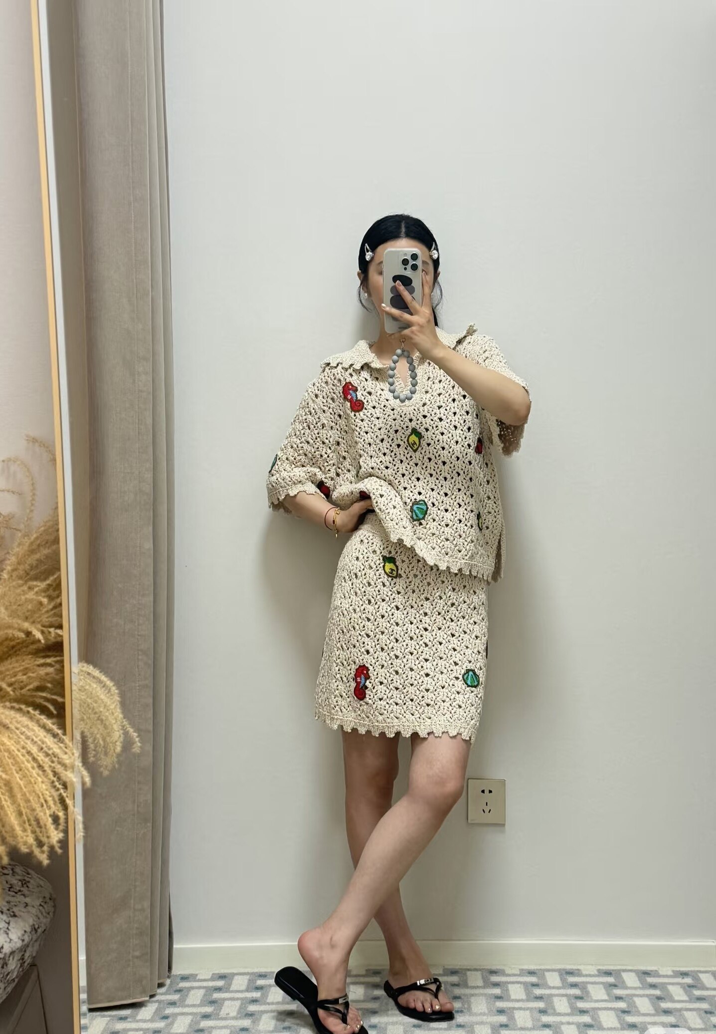 夏季新款手工彩色钩花针织开衫时尚百搭减龄温柔风短款上衣+短裙