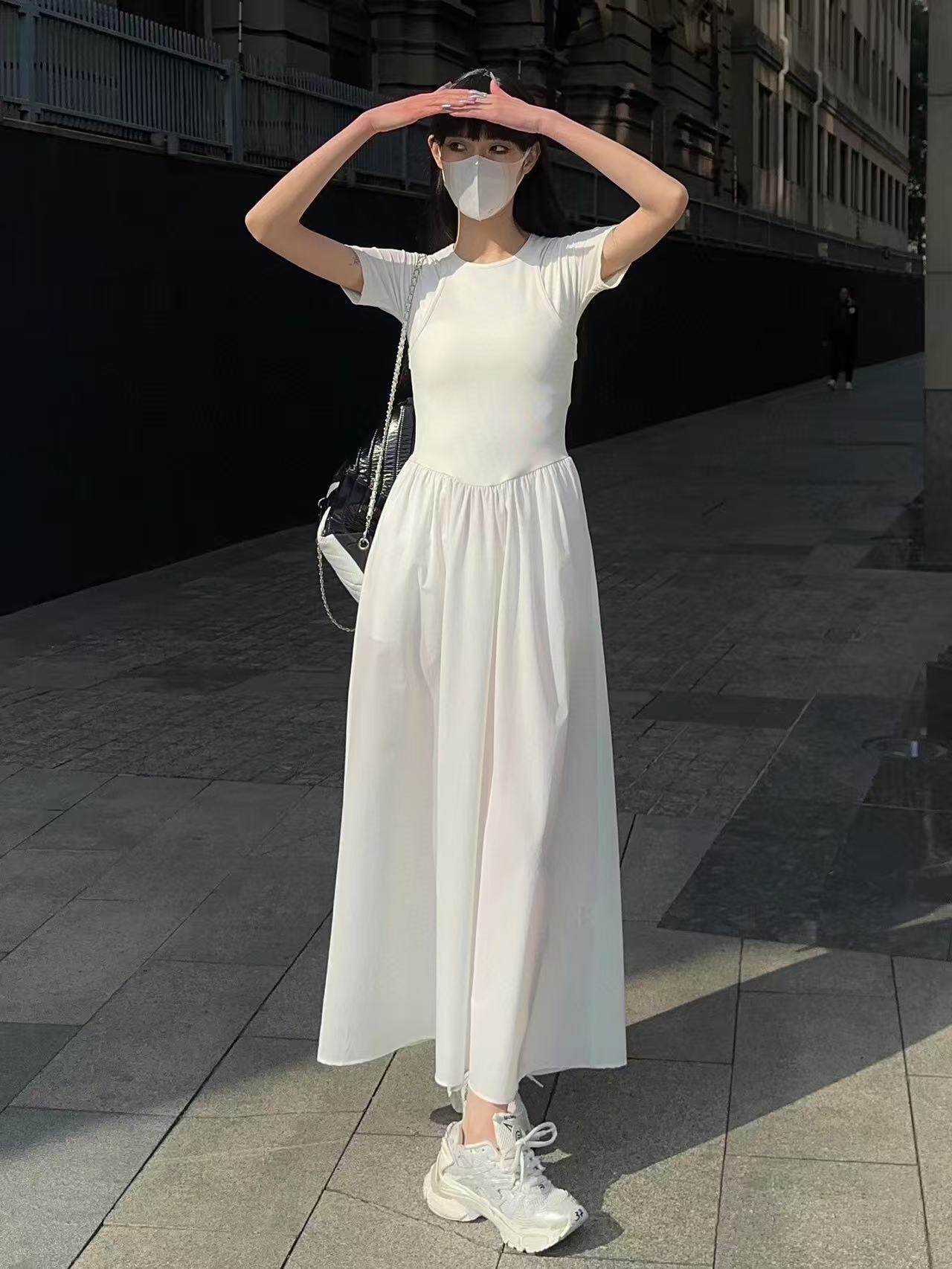 小马R夏季 新款 女装 短袖连衣裙收腰修身显瘦简约百搭气质长裙