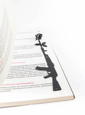 现货乌克兰Dmitriy枪与玫瑰文艺金属简约镂空励志diy创意书签礼品