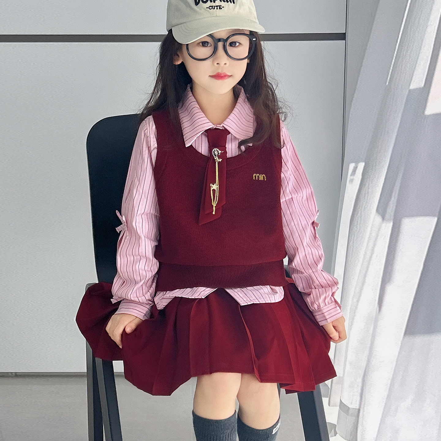 女童园服校服学院风演出服春秋儿童jk衬衫亮丝马甲衬衫裙子三件套