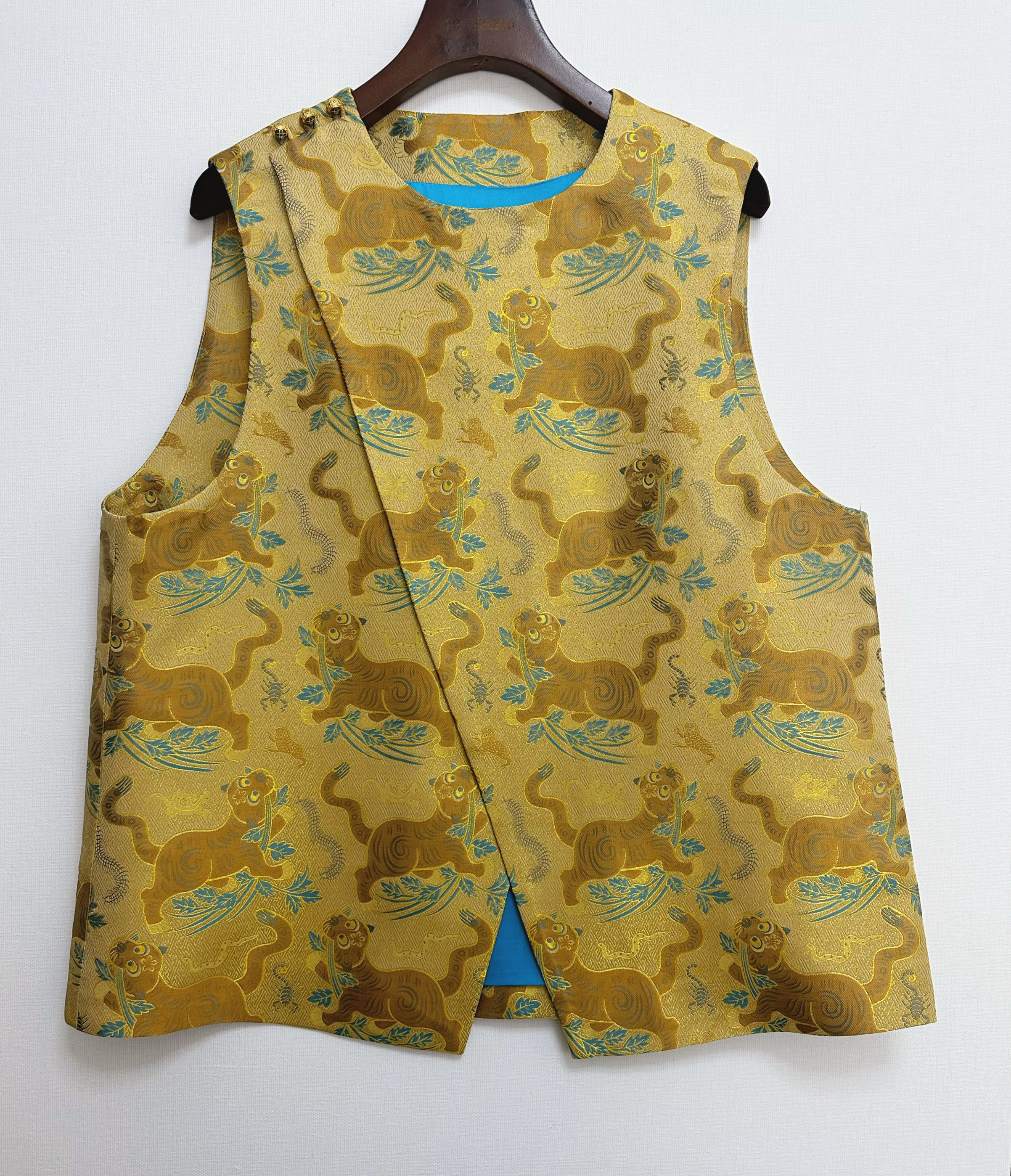 钱小萍虎振五毒 虎振五毒马甲正品带钢印内衬22姆米6A桑蚕丝