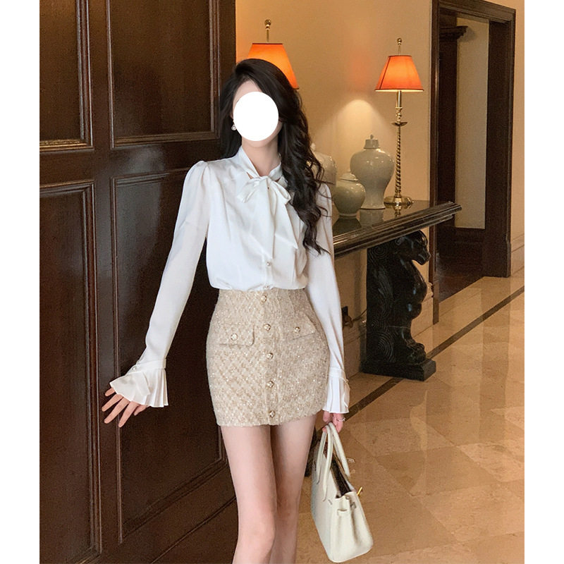 女人好闺蜜蝴蝶结优雅浪漫法式缎面白色衬衫打底V领长袖上衣女