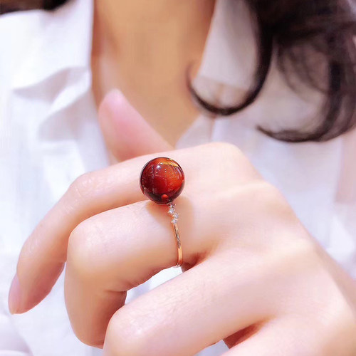 墨西哥血珀女款戒指活口