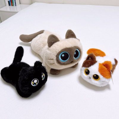 慕思兔大眼黑猫玩偶趴姿三花抱枕