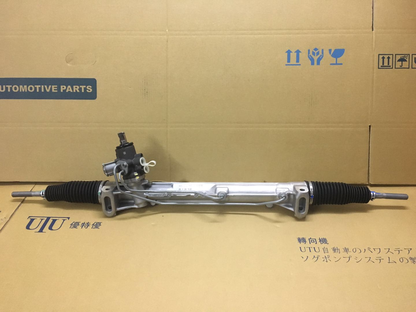 奥迪A4方向机解决漏油原装正品