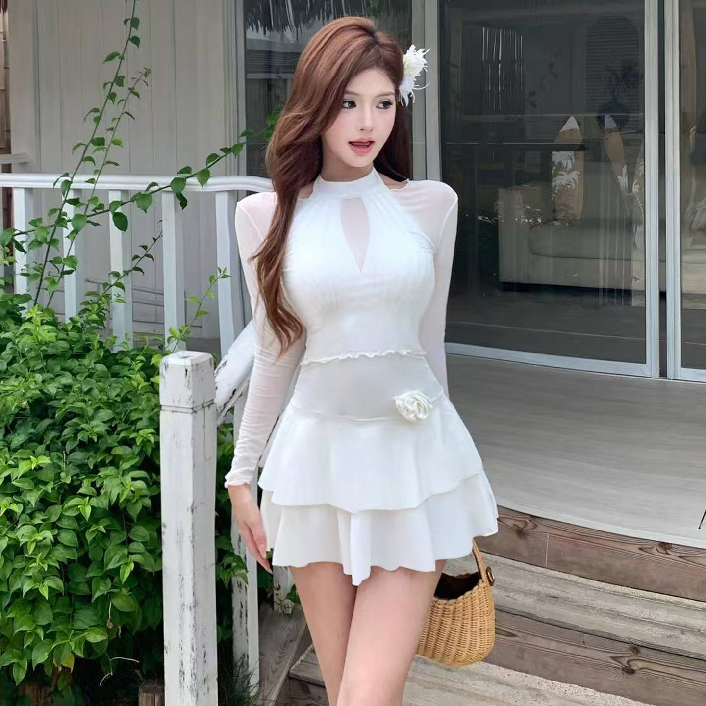 连体网纱裙式遮肚显瘦泳衣女