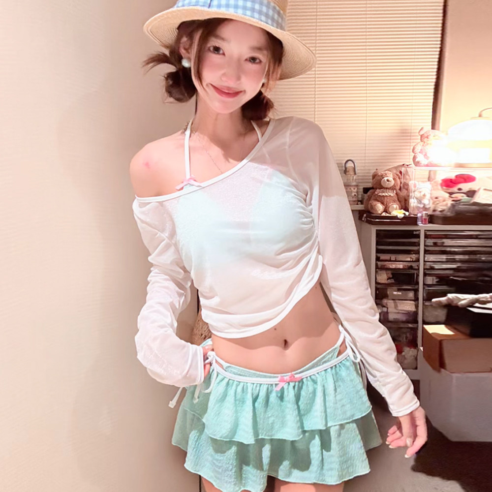 纯欲挂脖比基尼四件套度假风
