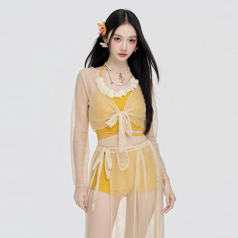 泳衣女度假风高级感黄色显白挂脖比基尼高腰分体式四件套沙滩温泉