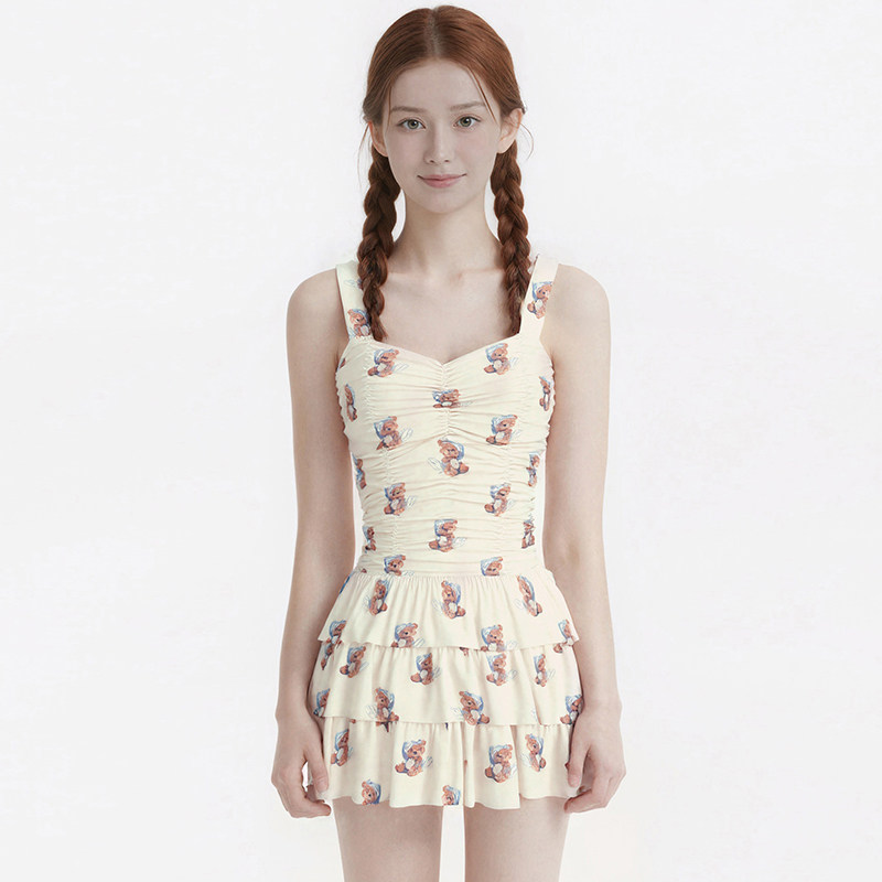 2026新款卡通小熊印花吊带连体泳衣女遮肚子露背绝美泡温泉高级感