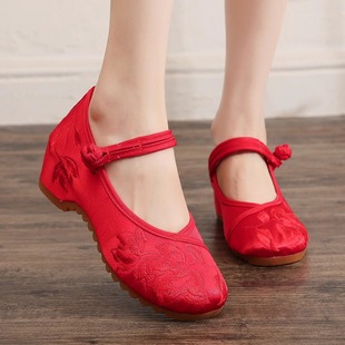 红色汉服绣花鞋老北京布鞋女增高厚底民族风复古舞蹈鞋素色演出鞋