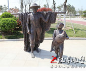 玻璃钢渔民雕塑父子捕鱼归来人物铜雕定做民俗古村落城市园林景观