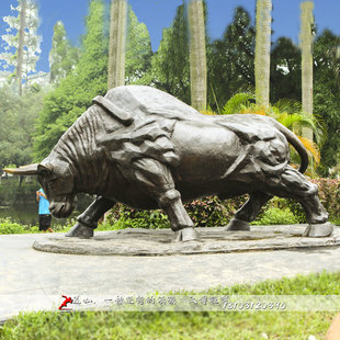 园林大型铜牛主题艺术品雕像广场户外景观铸铜雕塑定制玻璃钢仿铜