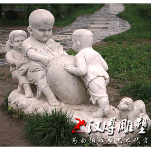 玩耍童趣主题拔萝卜雕塑玻璃钢小孩石雕铸铜雕塑定制校园公园景观