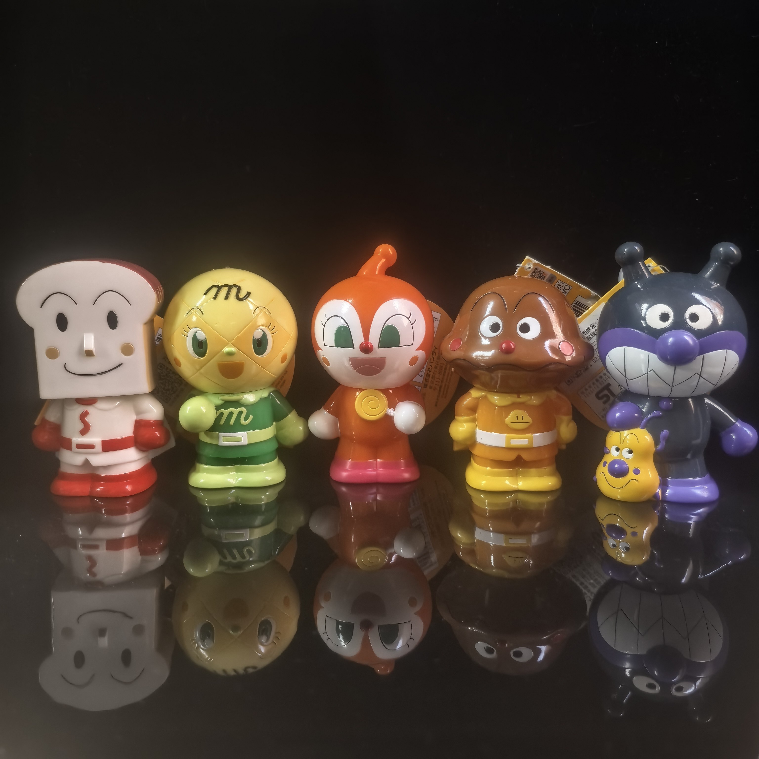 万代 日本面包超人捏捏发声软胶公仔 捏捏乐 咖喱吐司红精灵蜜瓜