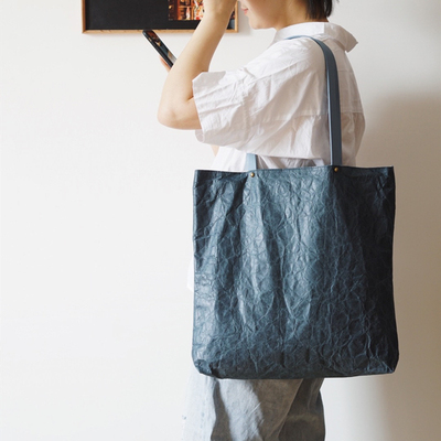 杜邦纸单肩包褶皱大复古