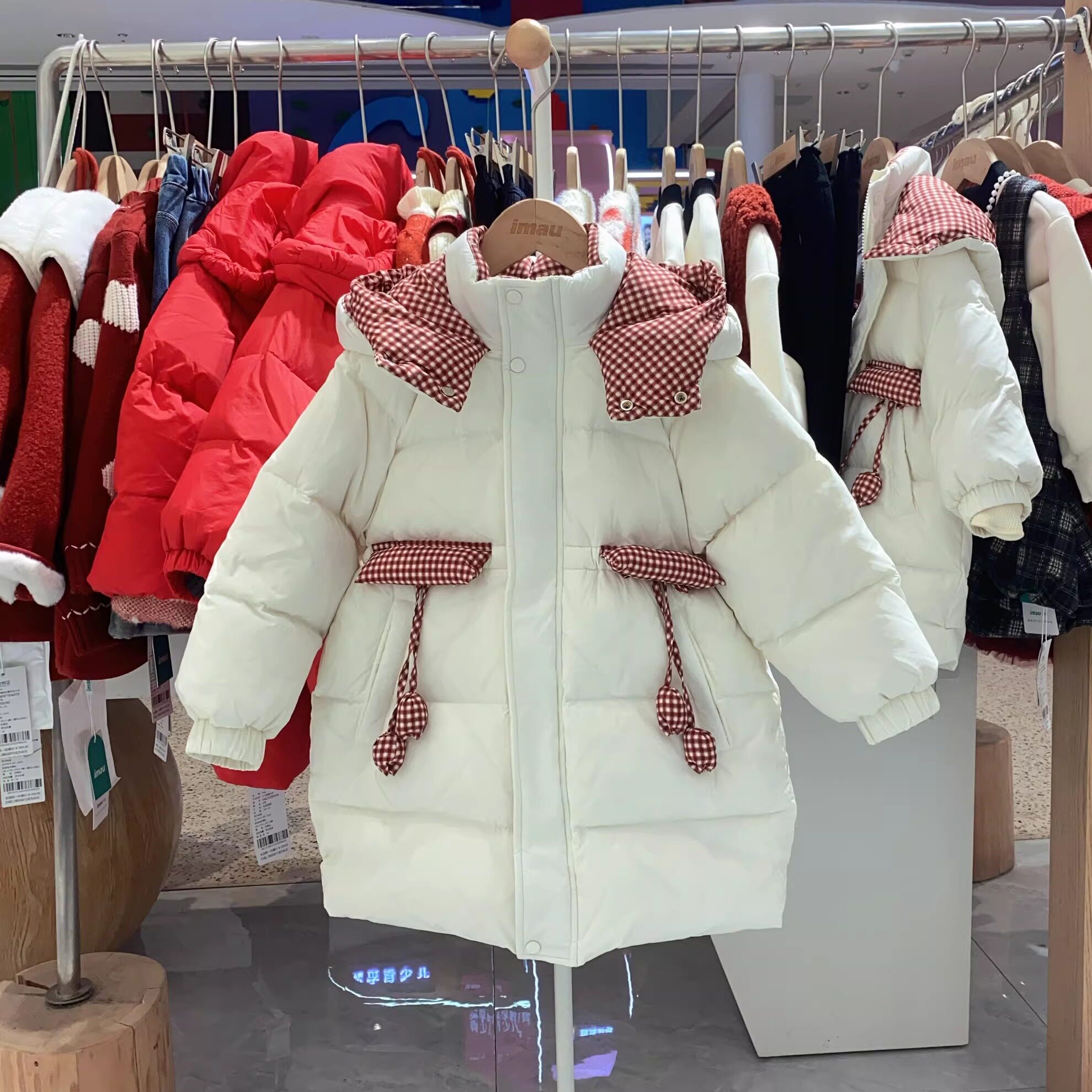 冬季新款mau奕玛童装女小童外套加厚中长款儿童羽绒服58SF102428