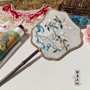 鲸鹿原创白梅机绣单面紫竹短柄团扇汉服配饰拍照装饰摆件