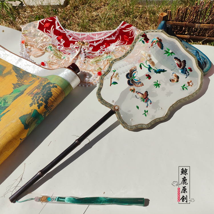 复原蝴蝶机绣单面异型团扇