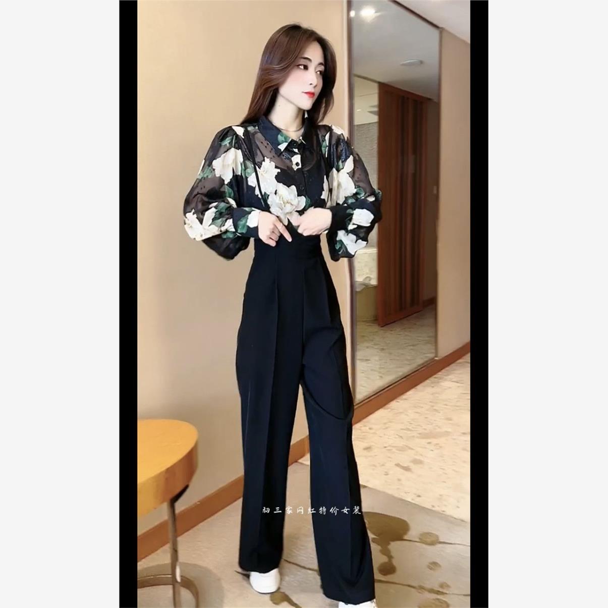 网红爆款时尚套装女2024春季新款设计感灯笼袖印花衬衫+背带裤