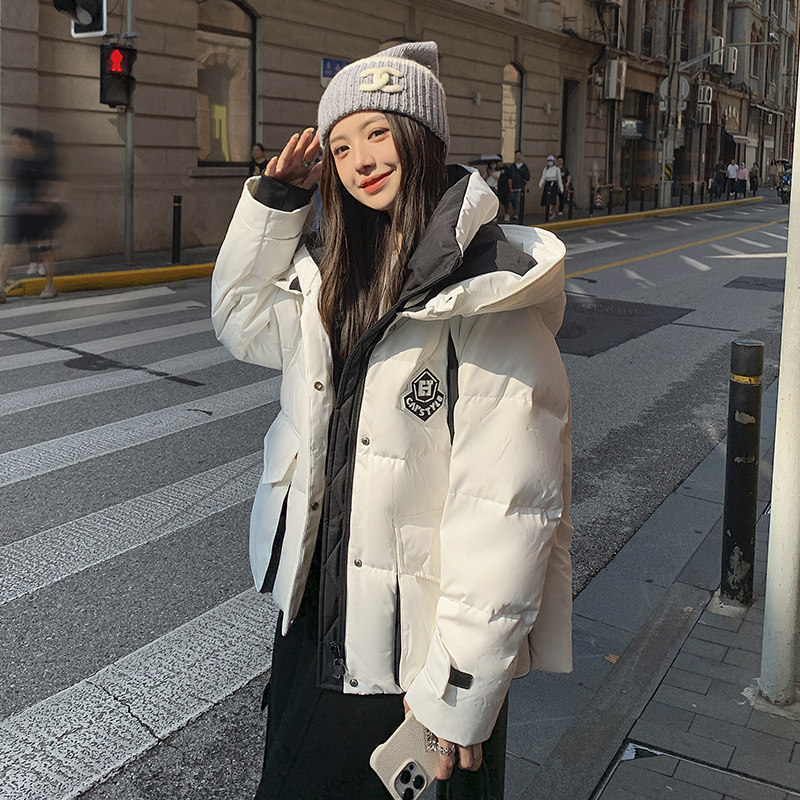 白色三防冲锋衣羽绒服女冬2024新款高级感超好看短款工装派克外套,商品下架区,浙宝205