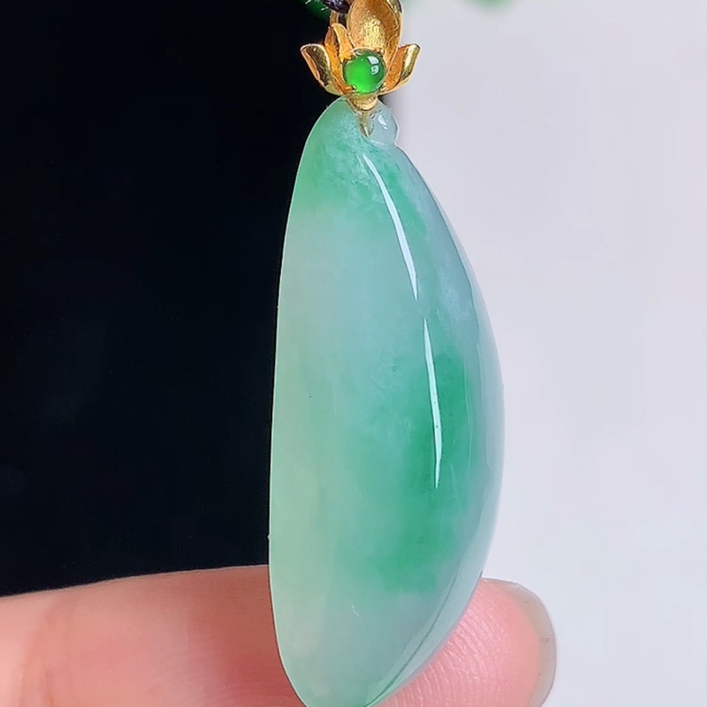 天然玉石18k金镶嵌冰飘绿福瓜吊坠玉瓜挂件缅甸料A货翡翠福挂玉坠