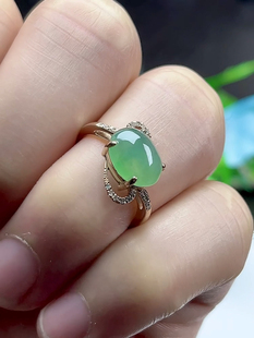 13号天然翡翠18K金镶嵌带碎钻晴水绿蛋面戒指缅甸A货玉石指环戒圈