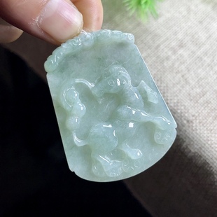 缅甸料 老坑冰底豆绿翡翠玉石生肖羊吊坠 天然A货玉羊牌玉坠男女