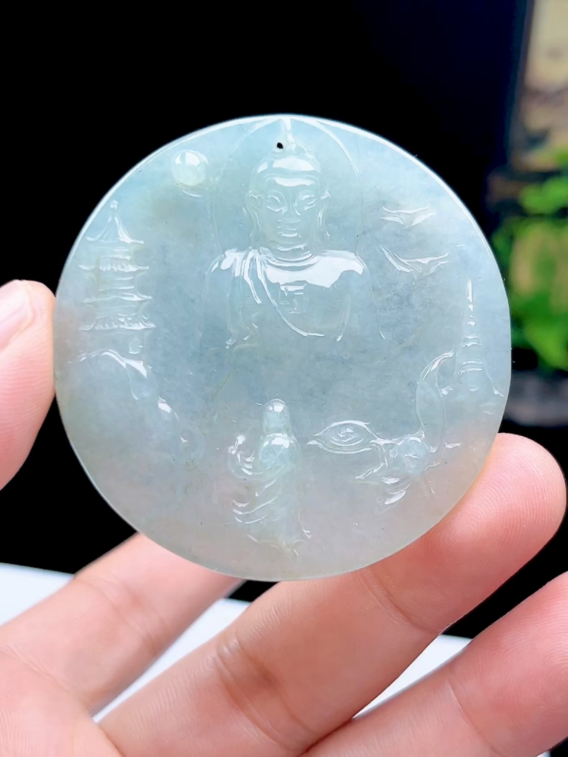 天然A货缅甸玉石冰种翡翠大日如来吊坠 玉佛祖狗猪本命佛玉坠挂件