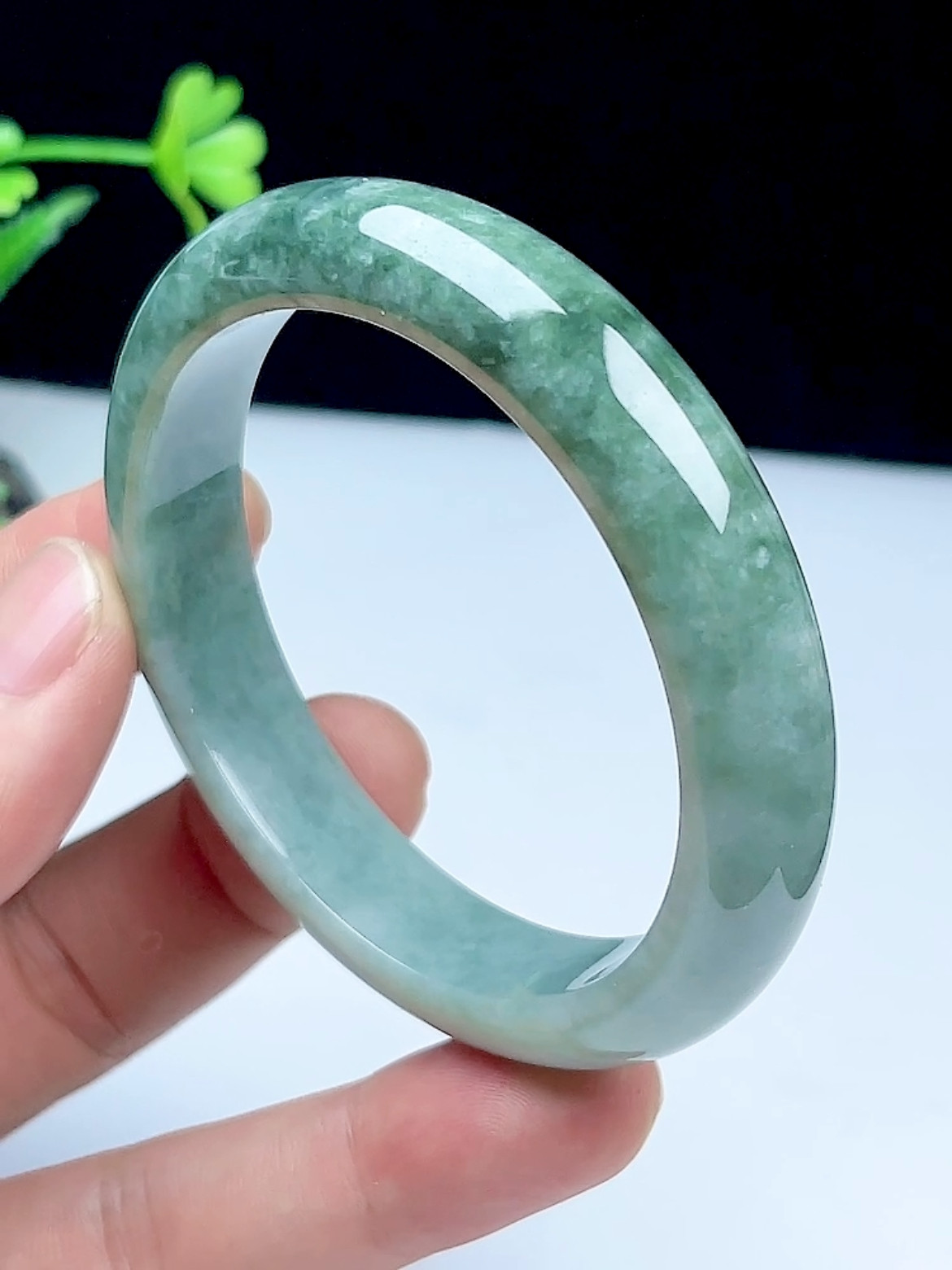 54mm翡翠手镯女款  天然a货豆青色玉镯子 缅甸料老坑冰底女福镯