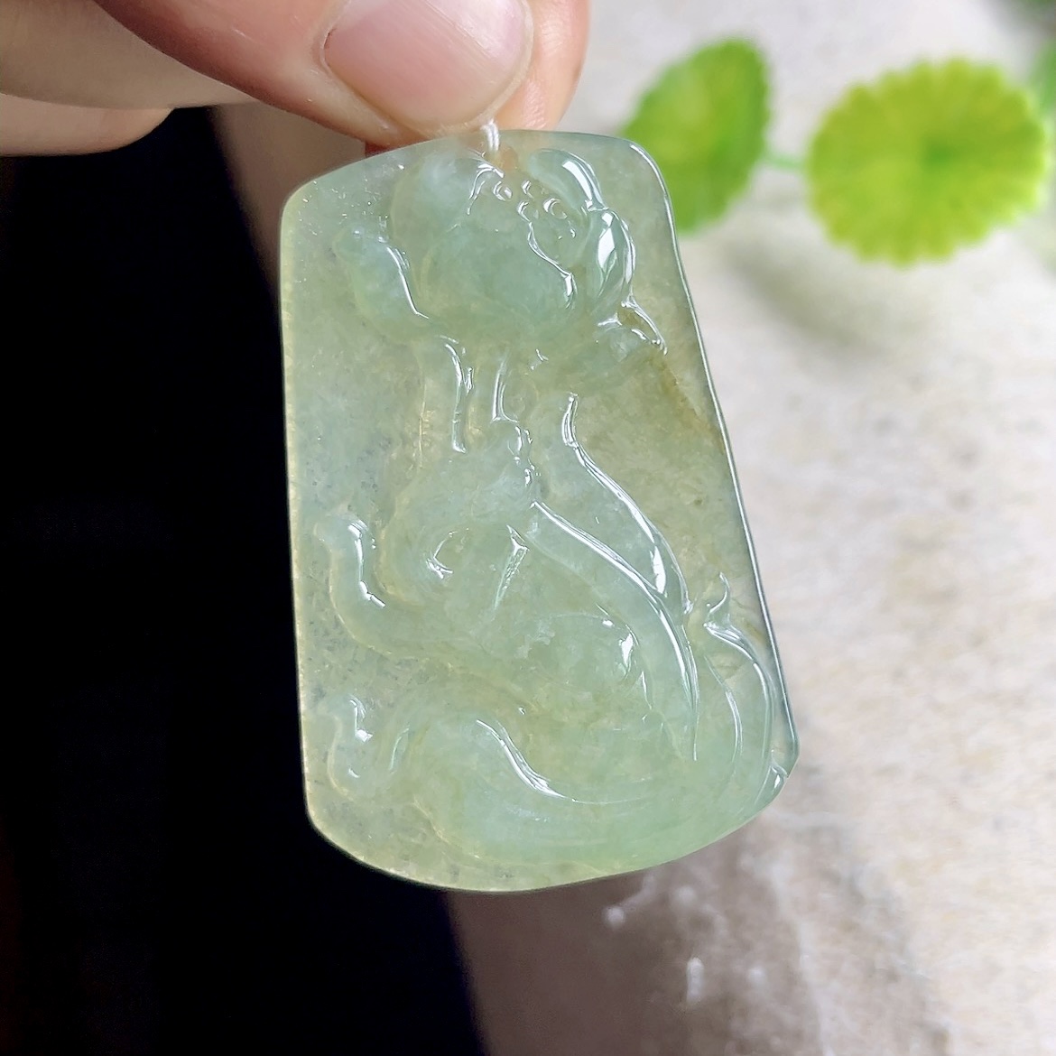 缅甸翡翠冰种迦叶拈花一笑吊坠