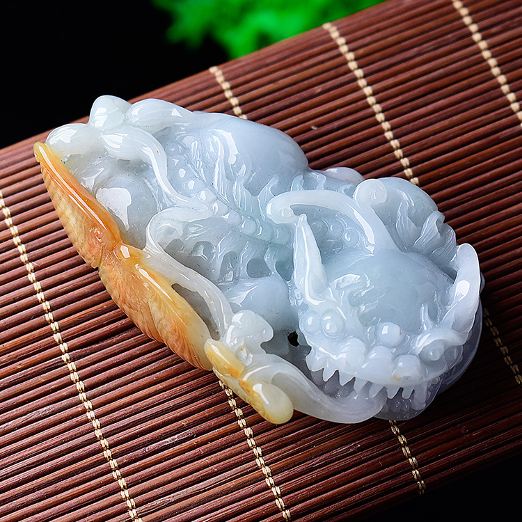 如意缅甸翡翠貔貅皮丘挂件玉吊坠
