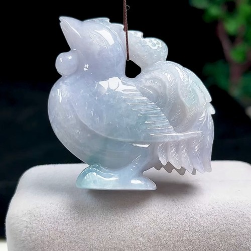 保真A货天然翡翠生肖鸡吊坠