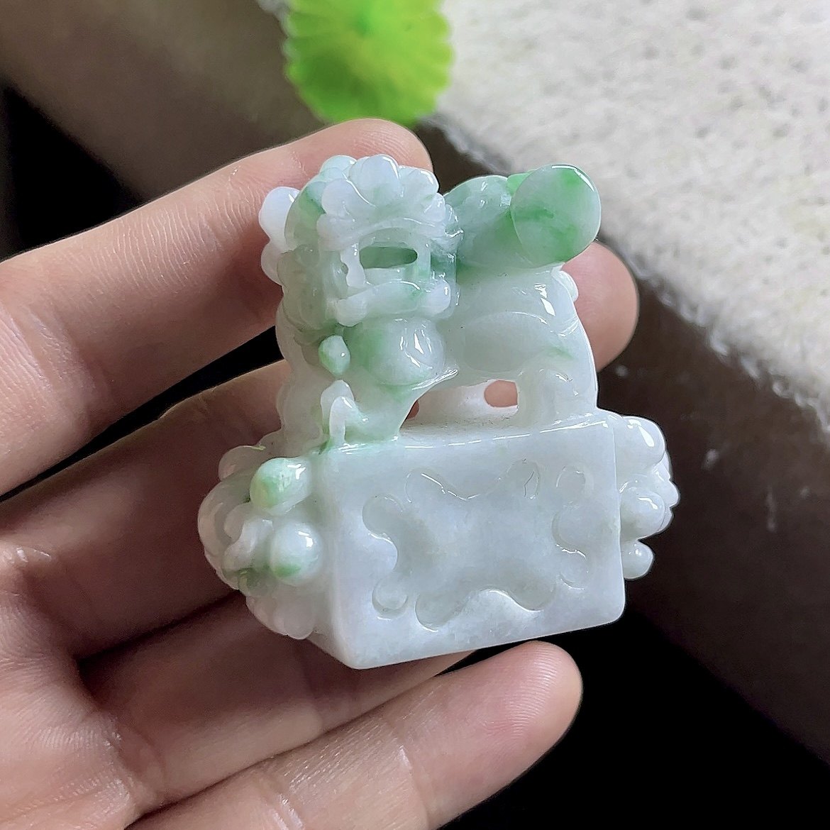 缅甸玉器翡翠麒麟印章玉麒麟