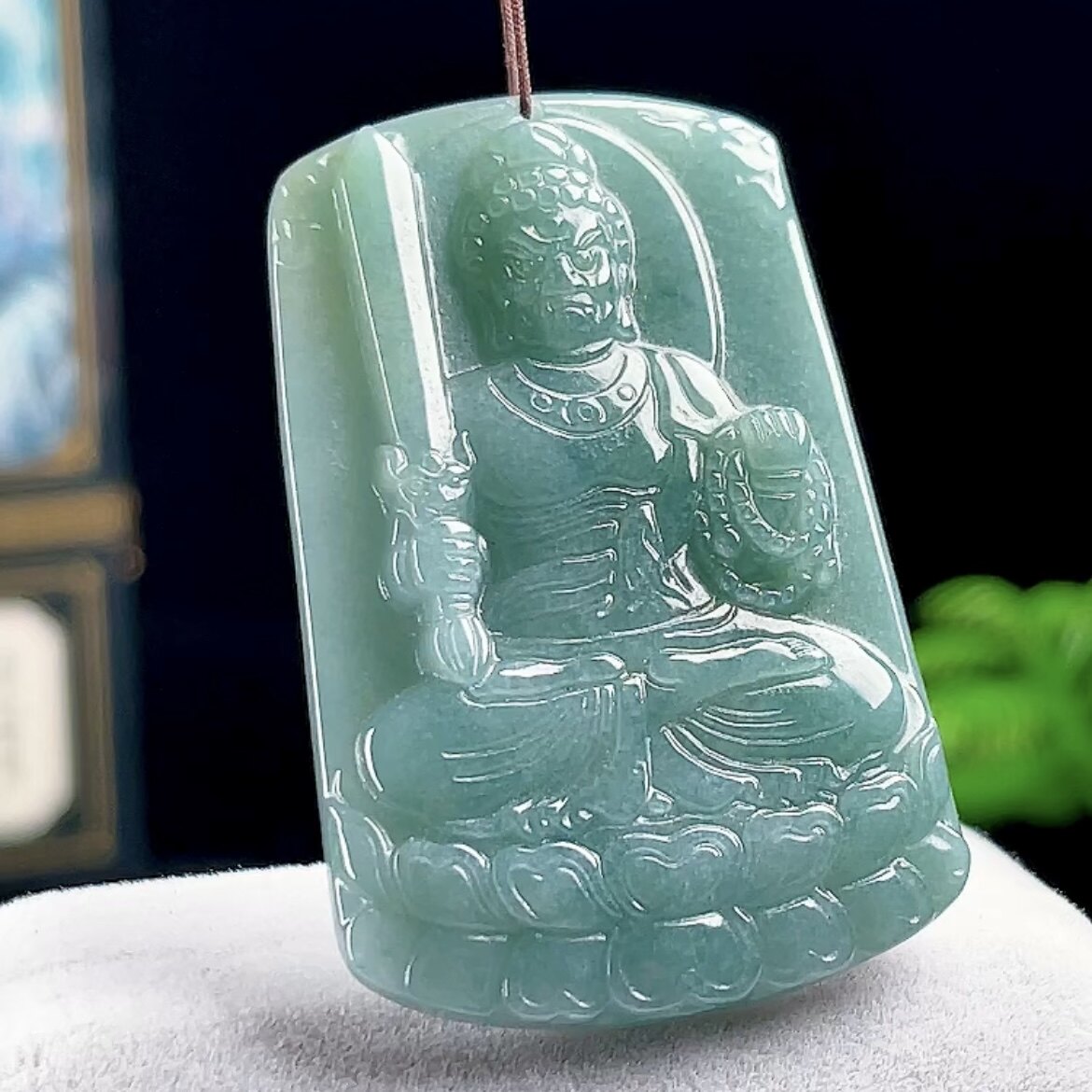 保真天然A货翡翠玉石蓝水不动明王菩萨吊坠 生肖鸡守护佛玉坠