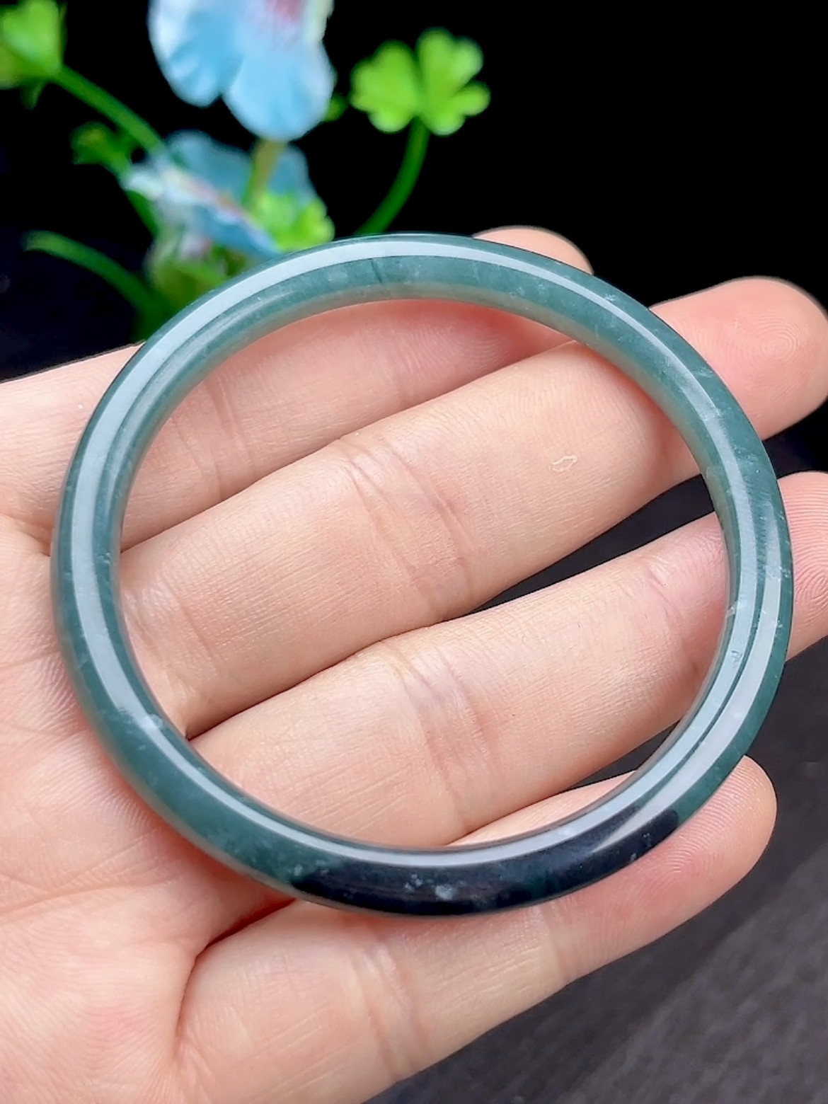 57mm冰底蓝水乌鸡种手镯 女玉石翡翠 叮当镯 玉镯天然a货圆条福镯