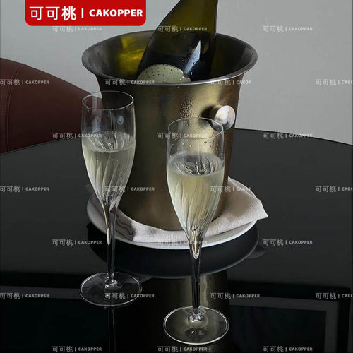 简约塑料波纹笛形高脚杯微醺特调酒吧餐厅婚礼甜品台专用甜酒杯子